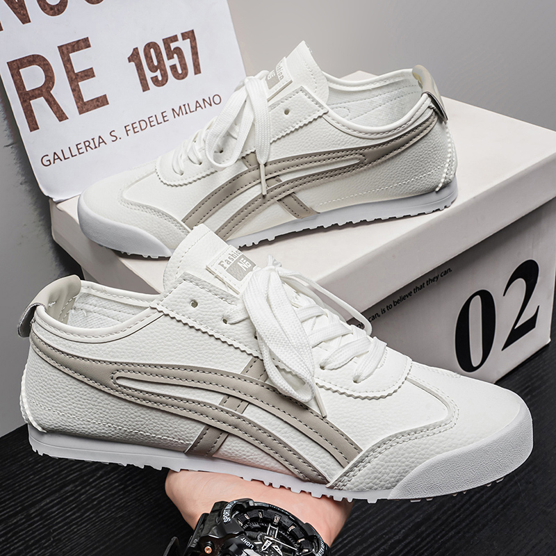 Sneakers di Marca alla Moda, S - Sports Equipment Brands recensione e prezzo