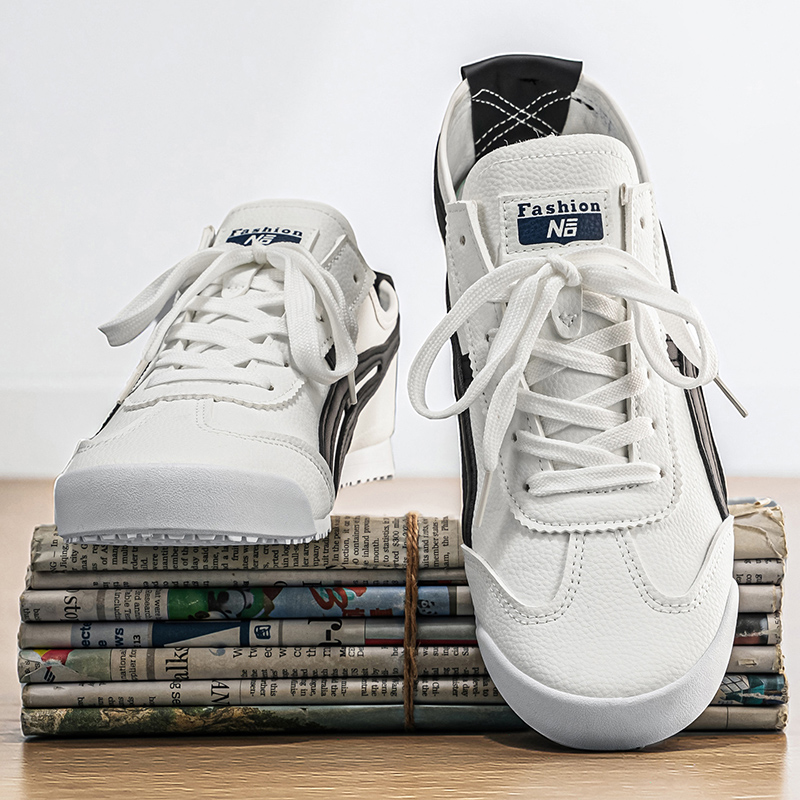 Sneakers di Marca alla Moda, S - Sports Equipment Brands recensione e prezzo